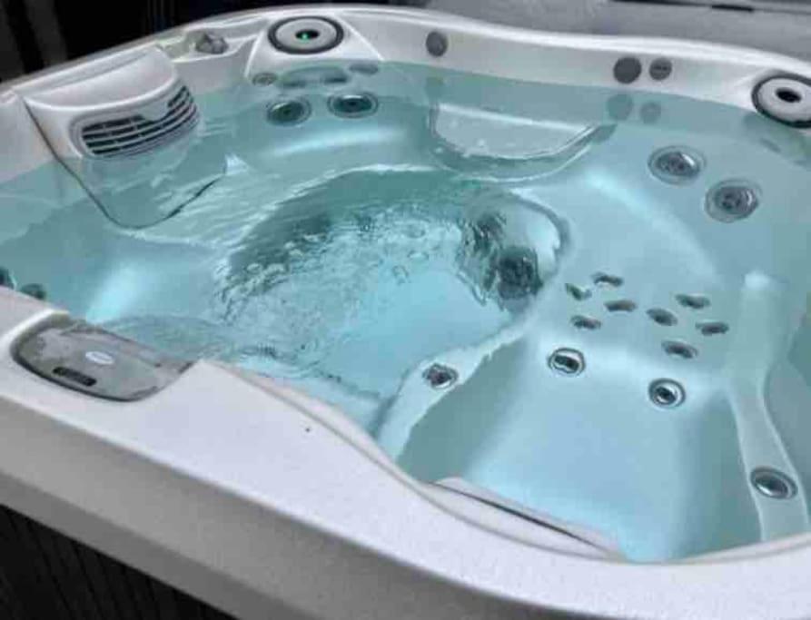 House 10 Mins To Tower Bridge Hot Tub & Parking Villa Лондон Екстериор снимка