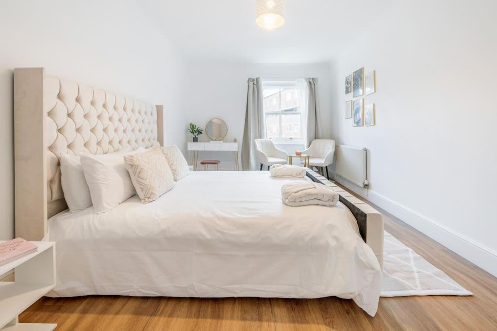 House 10 Mins To Tower Bridge Hot Tub & Parking Villa Лондон Екстериор снимка
