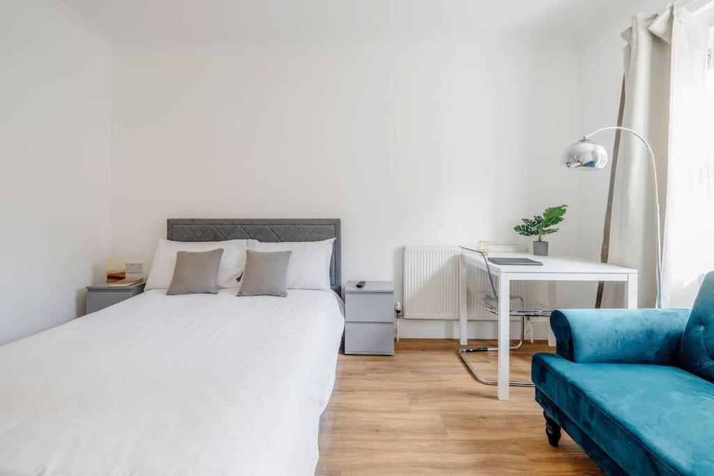 House 10 Mins To Tower Bridge Hot Tub & Parking Villa Лондон Екстериор снимка